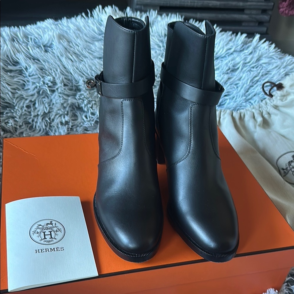 Hermès Black Leather Ankle Boots